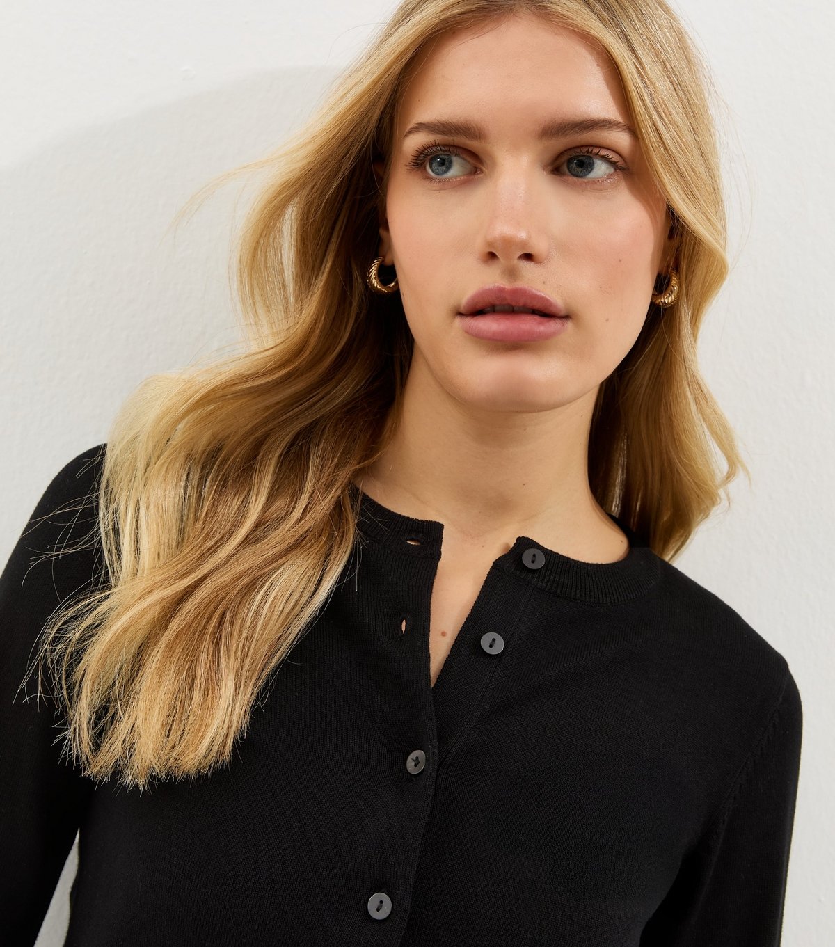 New Look Women's Black Knit Crew Neck Button Up Cardigan New Look - 2