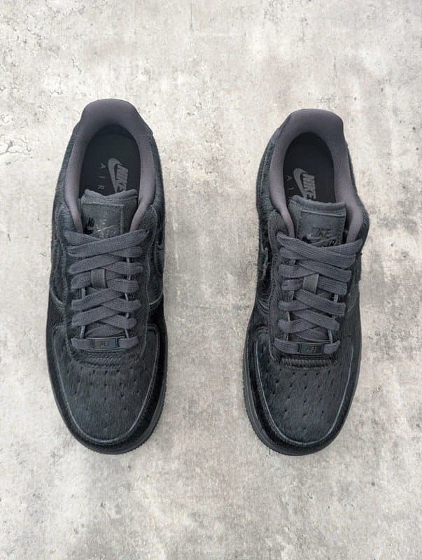 Nike Nike Air Force 1 '07 Triple Black Pony Hair Trainers UK 6 | 553