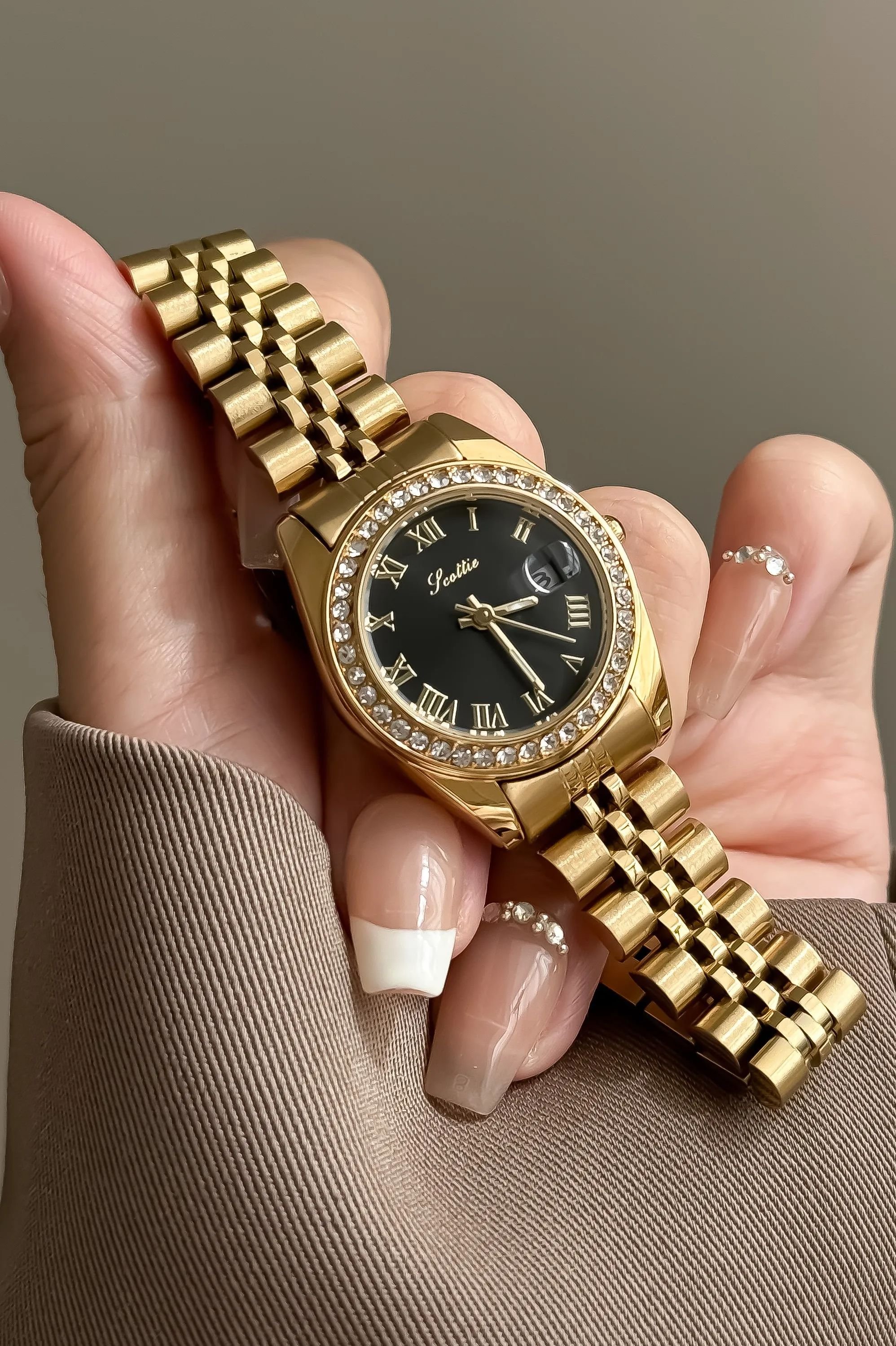 Emma Loves Diamonds Emma Loves Diamonds Women's Eterna Roma Watches Gold Pavé 18K Gold Plating Black Dial - 3