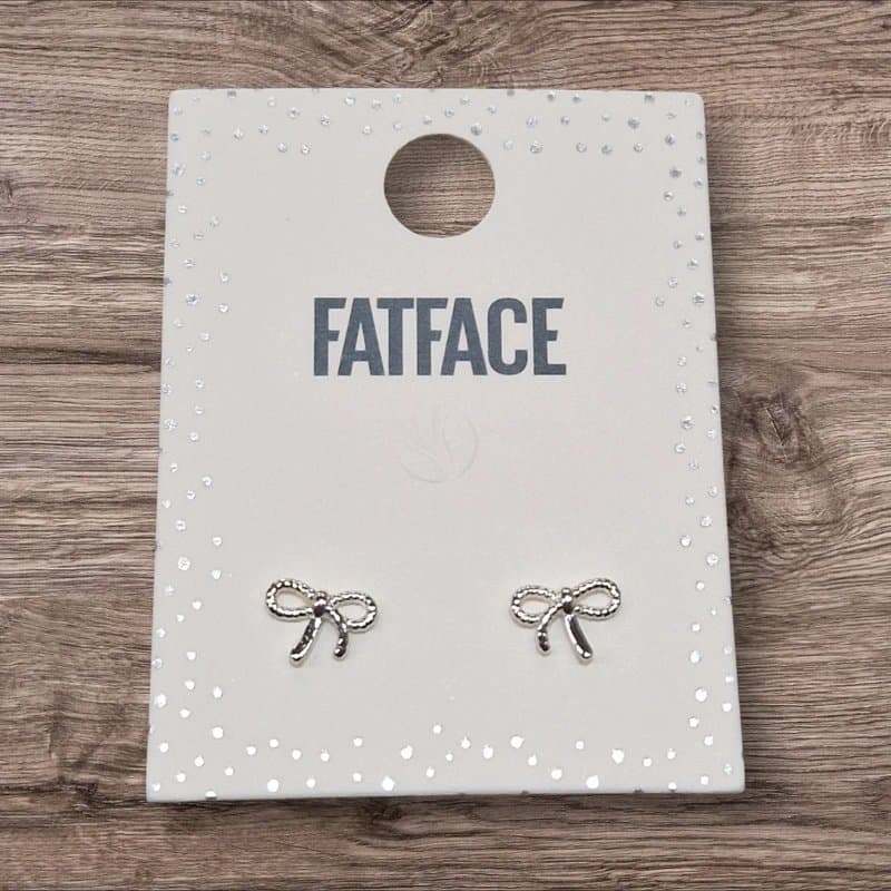 FatFace FatFace Silver Bow Stud Earrings – Dainty Everyday Studs
