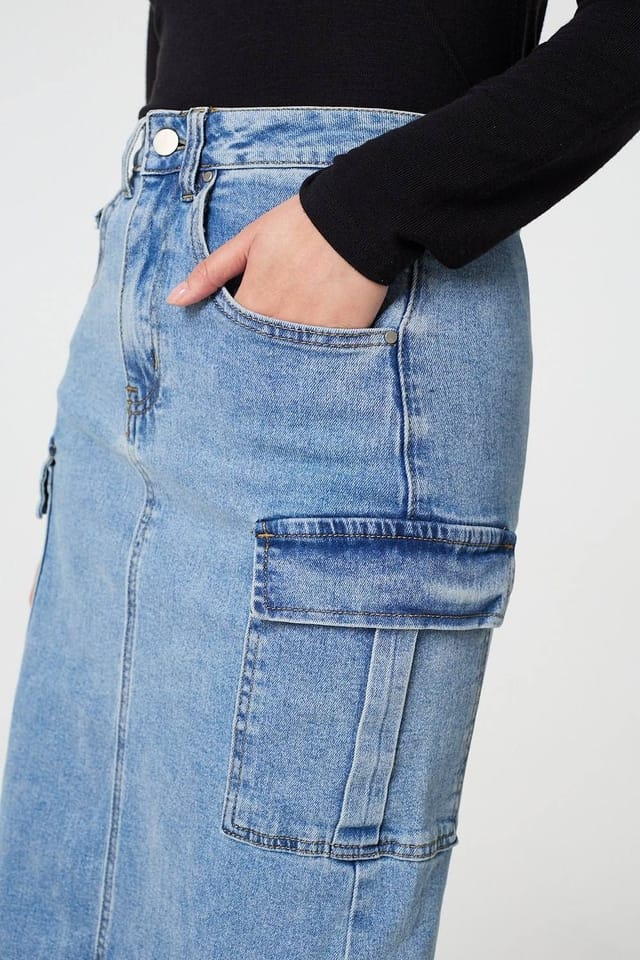Izabel London Izabel London Women's Denim High Waist Midi Cargo Skirt in Blue - 3