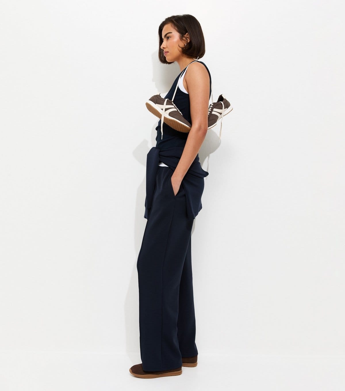 New Look Women's Premium Navy Elasticated Waist Wide Leg Joggers New Look - 4