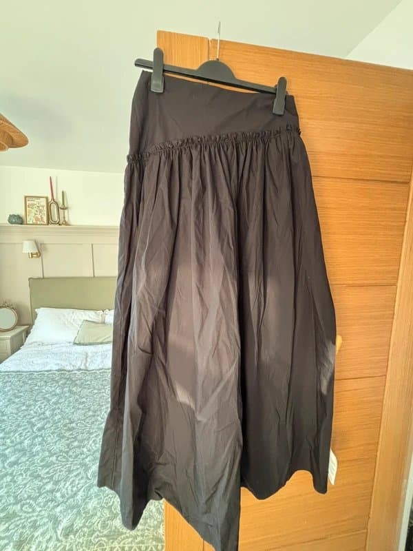 ASOS Design ASOS Black Gathered Midi Skirt| Size 14 | Sold Out