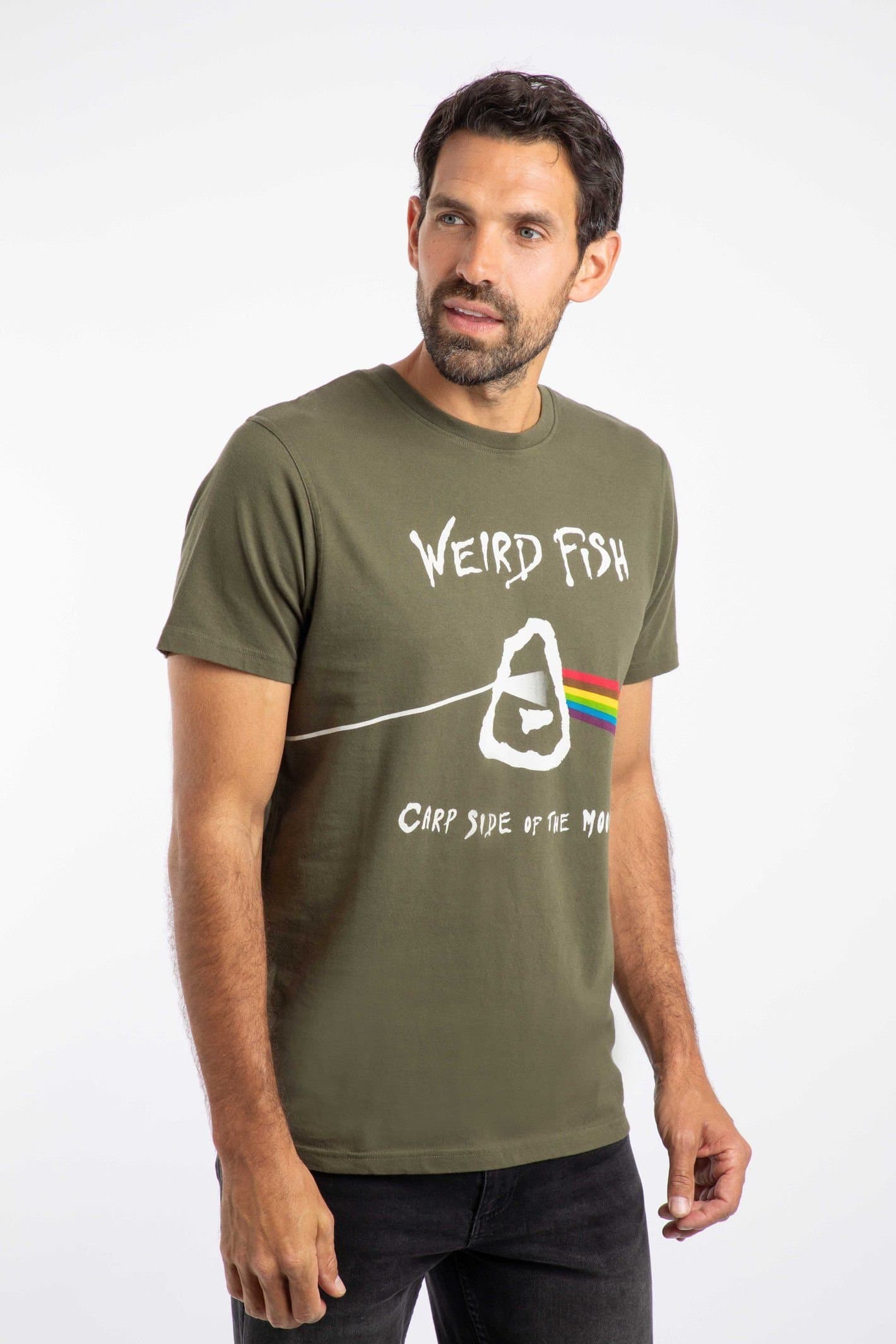 Weird Fish Weird Fish Men's Carp Side Front Print Artist T-Shirt in Dark Green