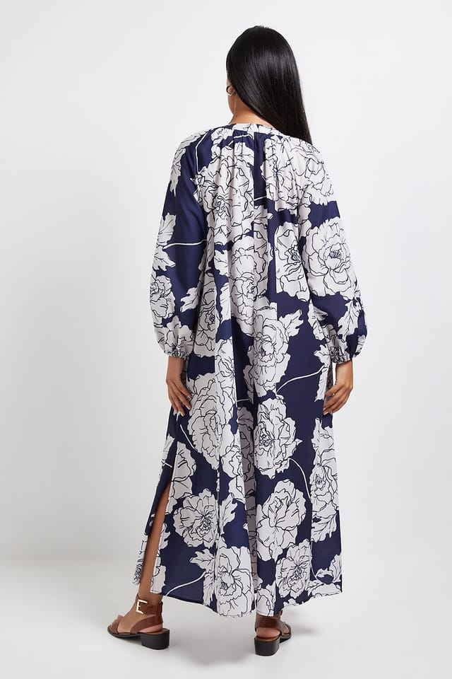 Wallis Wallis Women's Petite Floral Collarless Midaxi Dress in Navy - 3