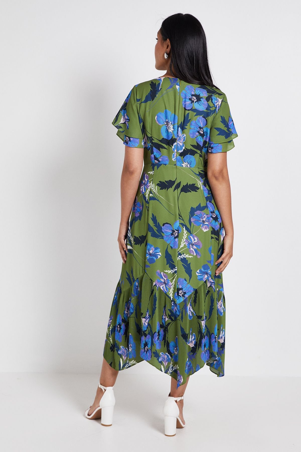 Wallis Wallis Women's Petite Floral Button Through Pleated Hem Midi Dress in Olive - 3