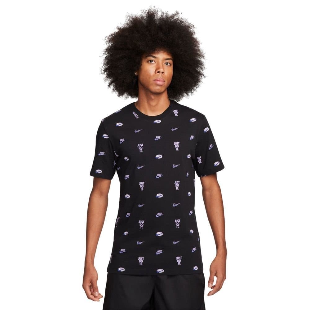 Nike Nike Men's Sportswear T-Shirt in Black