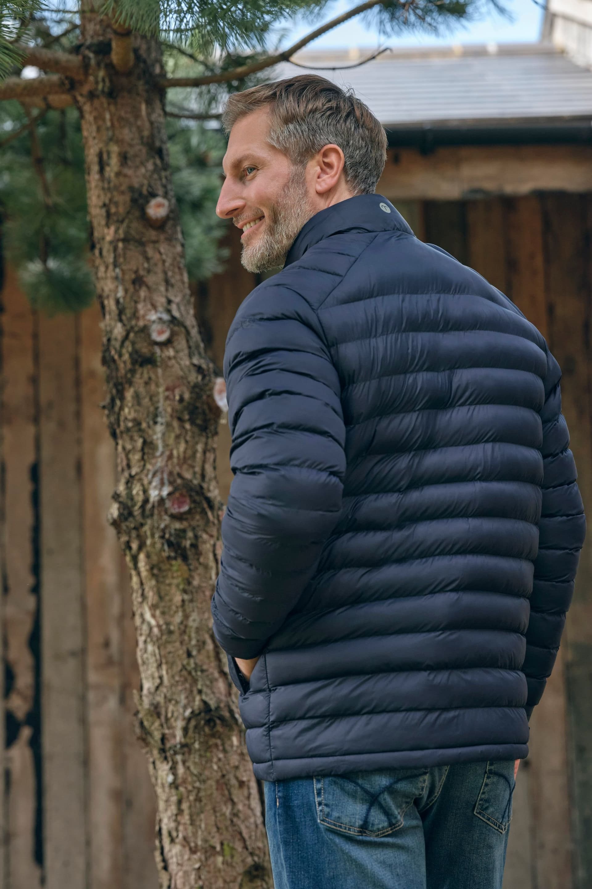 WoolOvers WoolOvers Men's Beacon Puffer Jacket in Navy