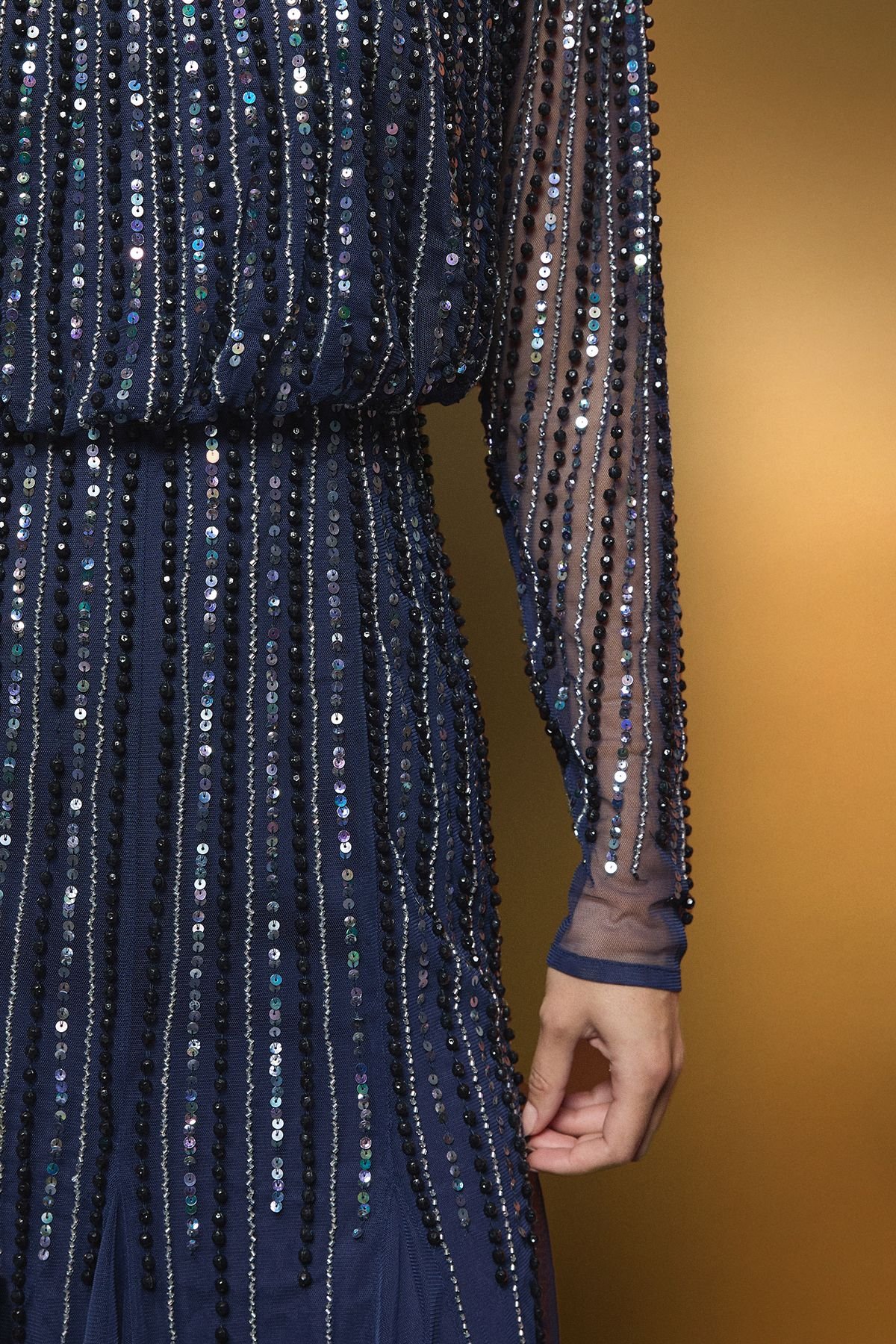 Coast Coast Women's Party Sequin Long Sleeve Midi Dress in New Navy - 4