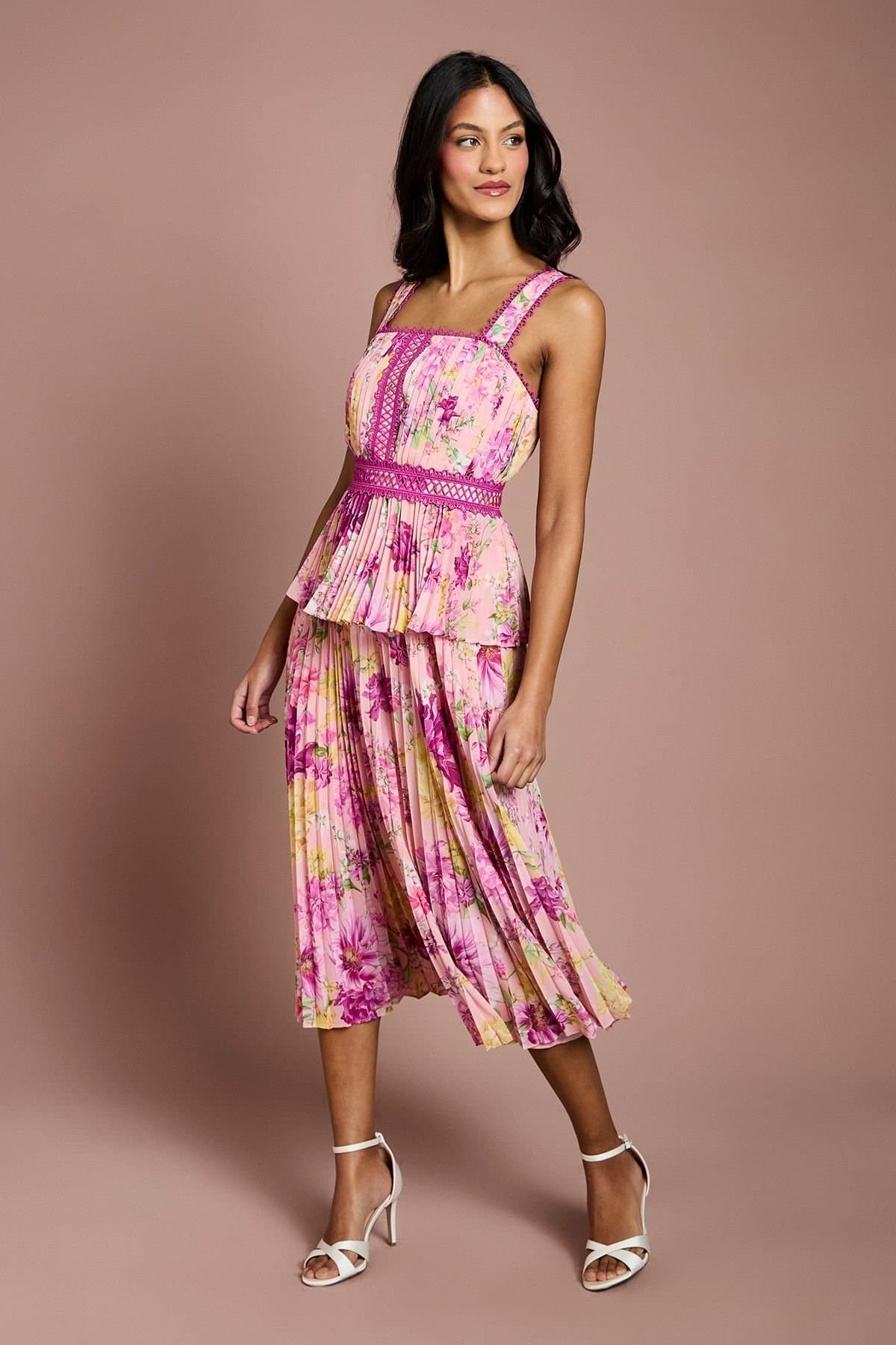 Coast Coast Women's Petite Printed Lace Trim Pleated Midi Dress in Pink