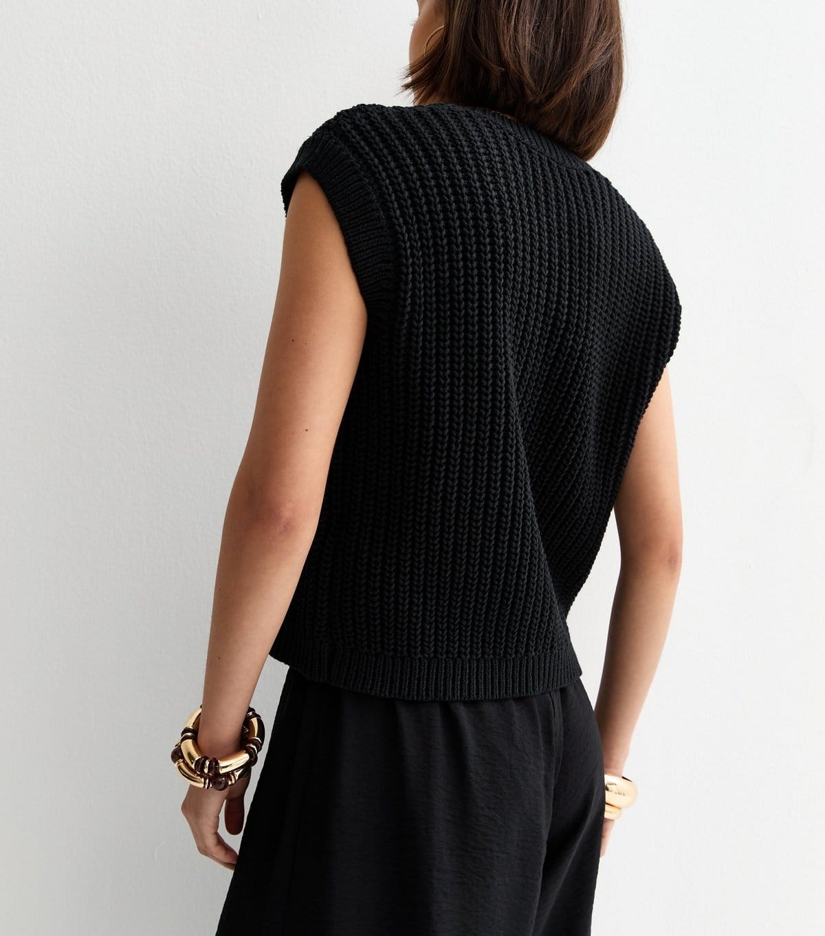 New Look Women's Black Hammered Button Cotton Rich Chunky Knit Waistcoat New Look - 4