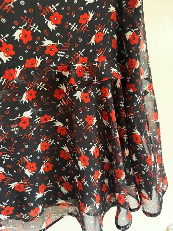 Topshop Topshop Black Floral Ruffle Mini Skirt UK 12