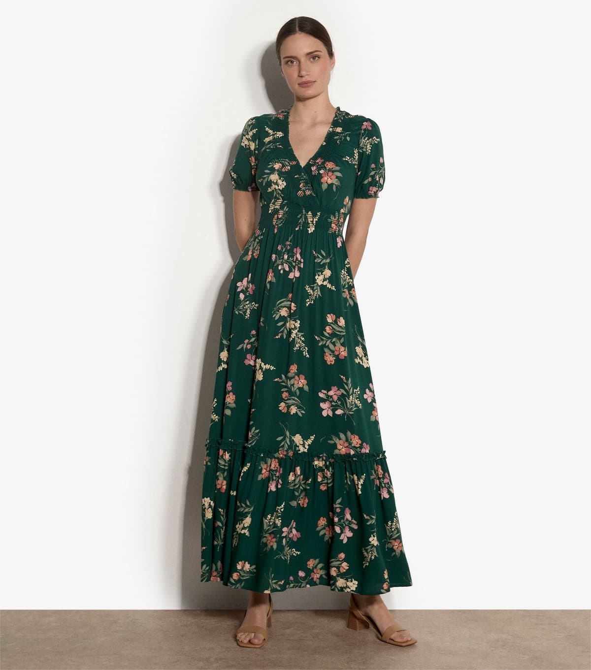 Apricot Women's Green Watercolour Floral Print Maxi Dress Apricot New Look