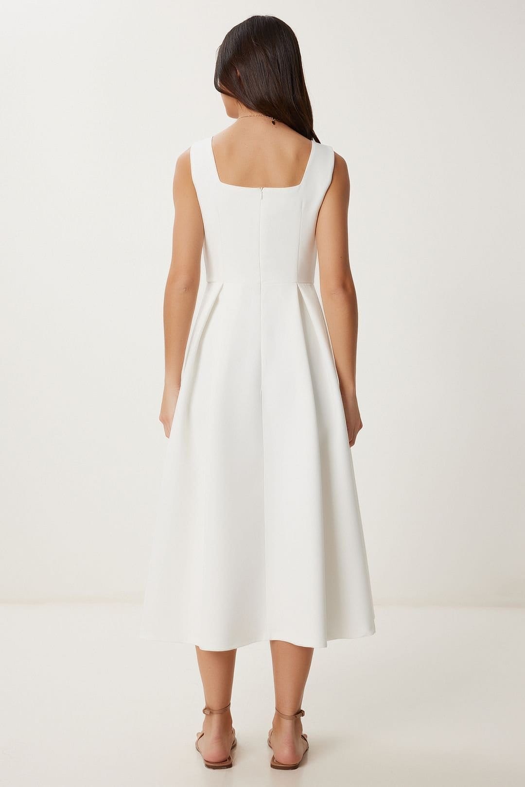 Happiness Istanbul Happiness Istanbul Women's Square Collar A-Form Midi Dress with Zipper Closure in White - 4