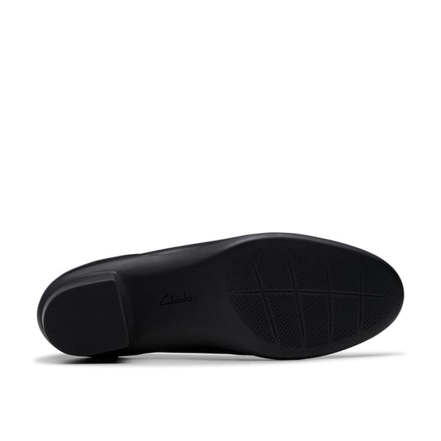 Clarks Clarks Women's Shaya Poppy Black Leather Slip Ons, Heels - 3