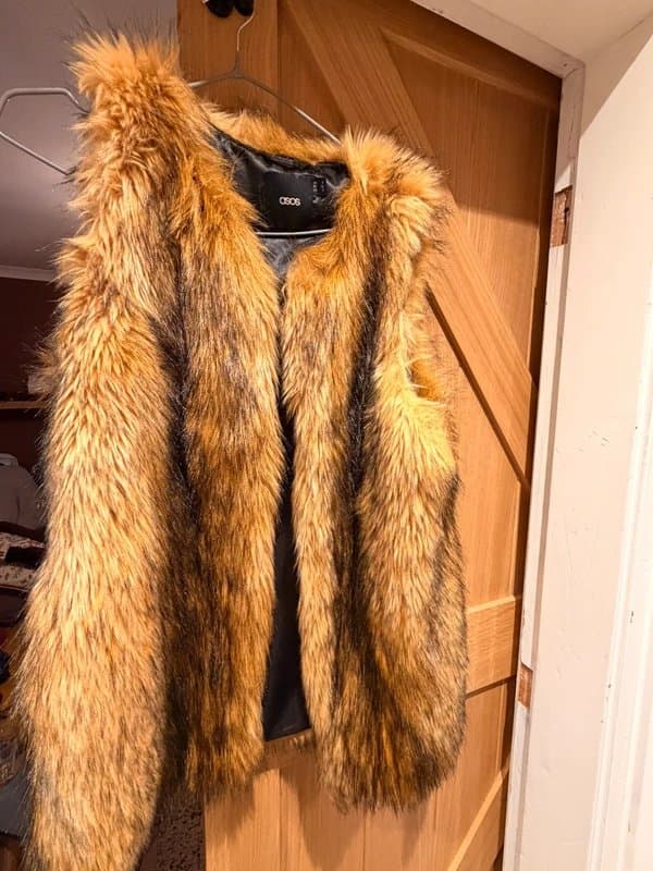ASOS ASOS faux fur gilet