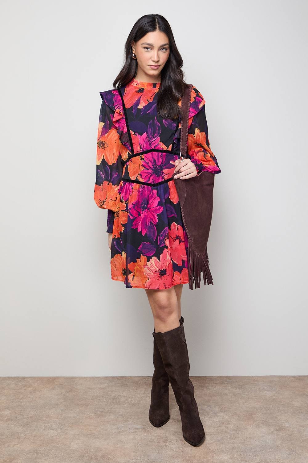 Oasis Oasis Women's Shirred Detail Fit & Flare Mini Dress in Floral - 2