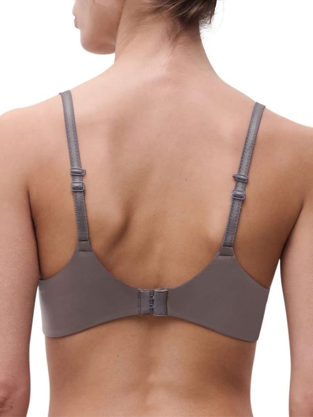 Chantelle Chantelle Women's Norah Chic Plunge T-Shirt Bra in Grey - 2