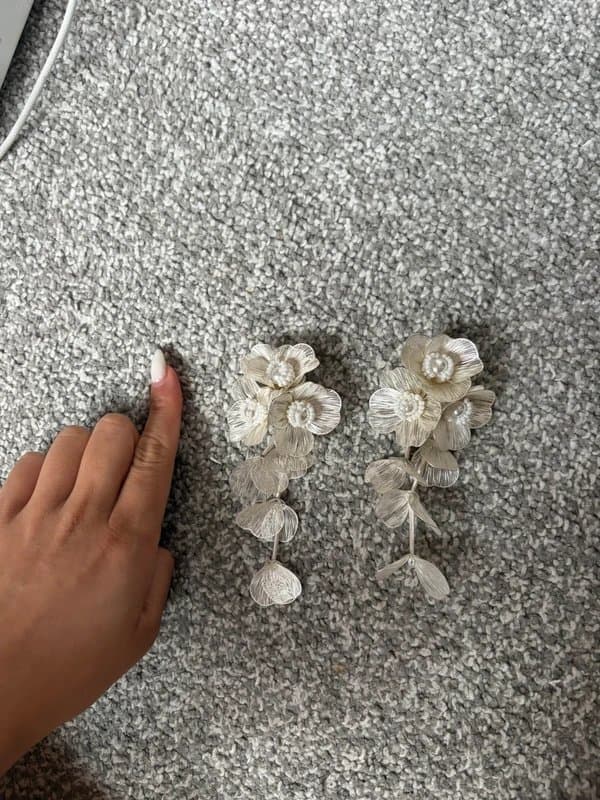ASOS ASOS 3D design silver white floral earring
