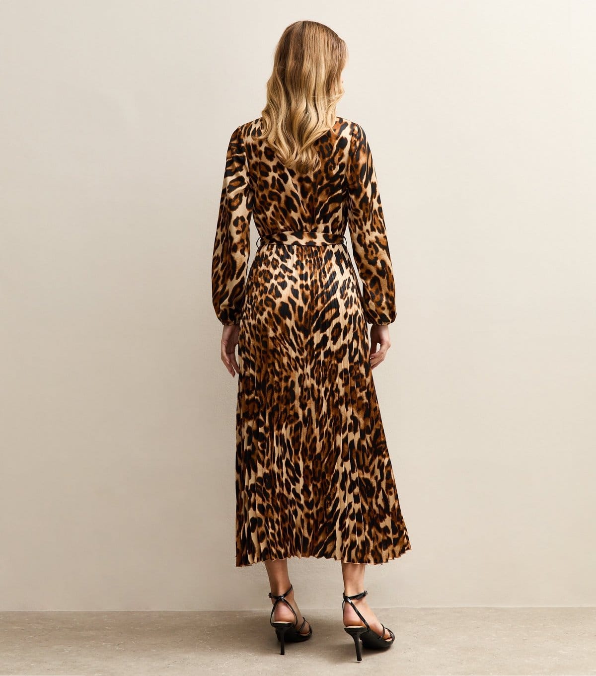 New Look Women's Brown Animal Print Satin Pleated Wrap Midi Dress New Look - 4