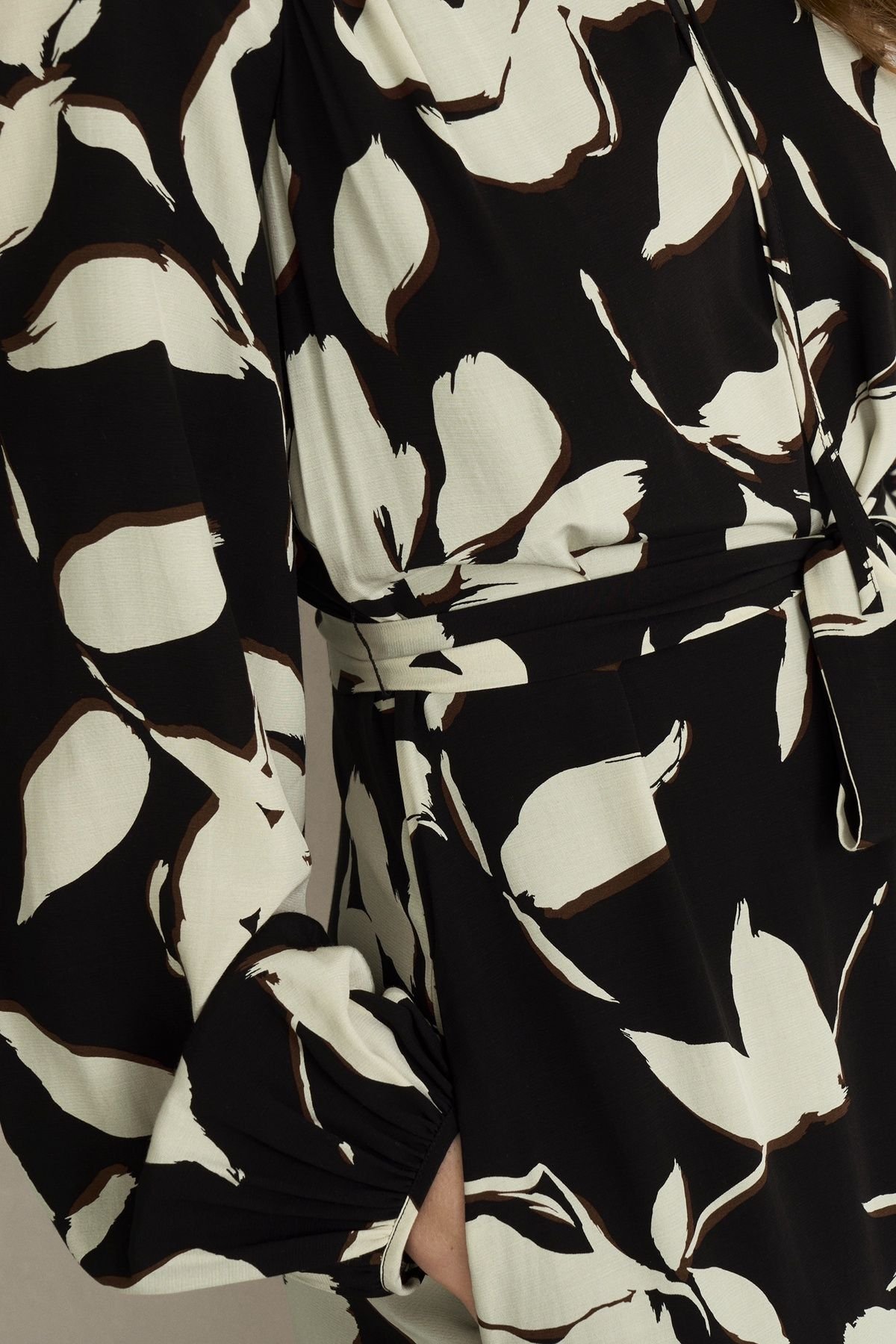 Hobbs London Hobbs London Women's Evelyn Dress in True Black - 3