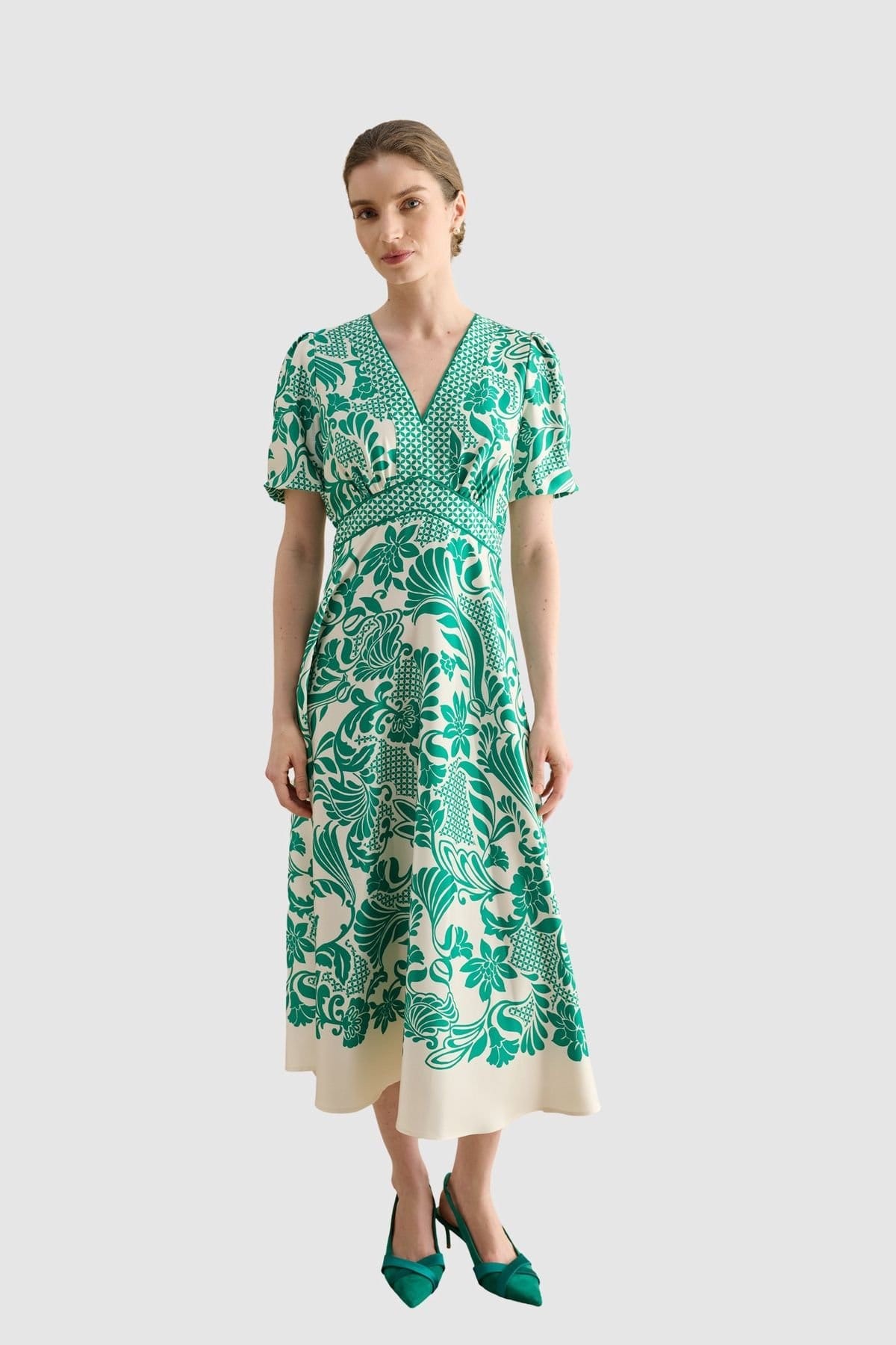 Hobbs London Hobbs London Women's Trelissick V-Neck Fit Flare Dress in Emerald - 1