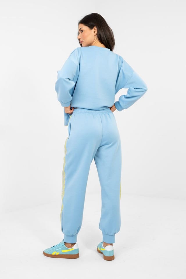 Love Lace Love Lace Women's Stylish Sweatshirt & High Waist Sweatpants Set in Blue - 3