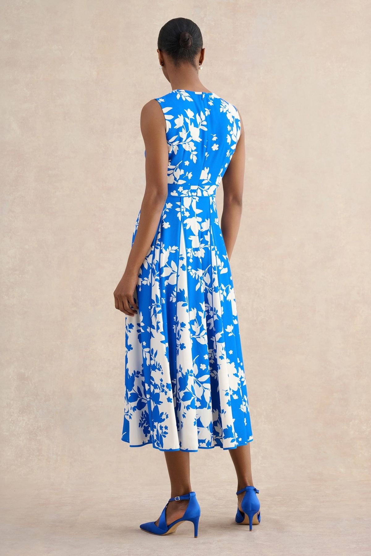 Hobbs London Hobbs London Women's Angelica Pleated Fit-Flare Midi Dress in Bright Blue - 4