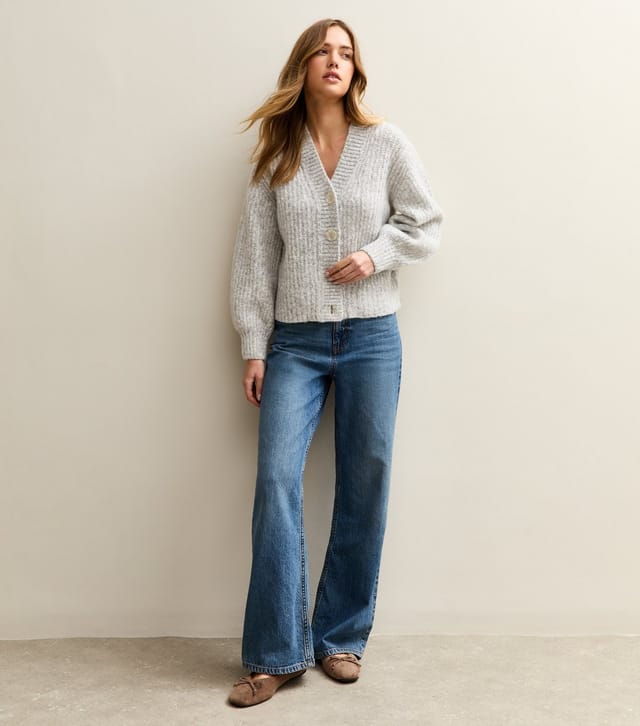New Look Women's Light Grey Chunky Knit V-Neck Cardigan New Look - 2