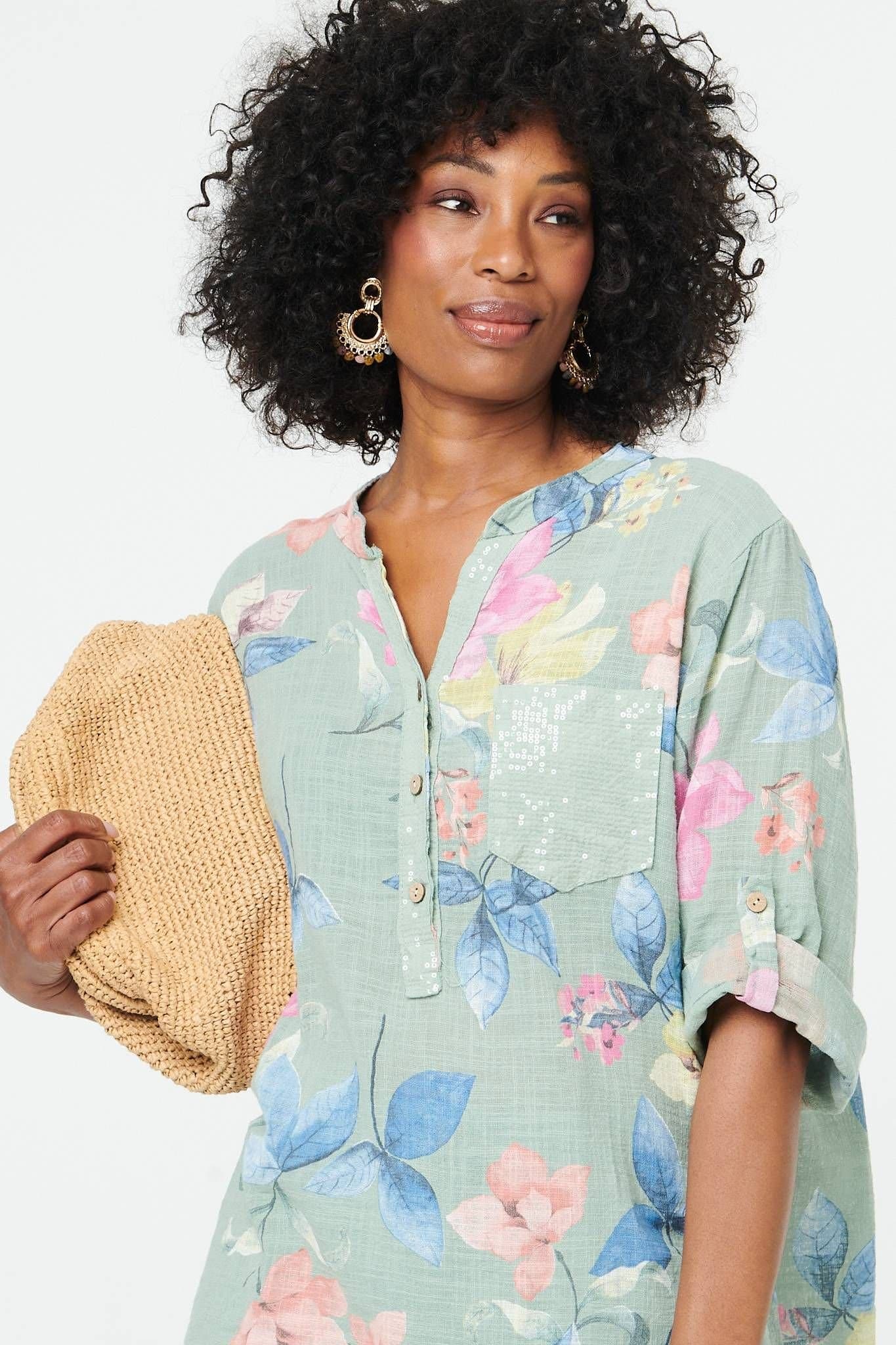 Izabel London Izabel London Women's Floral Curve Hem Turn-Up Sleeve Blouse in Green