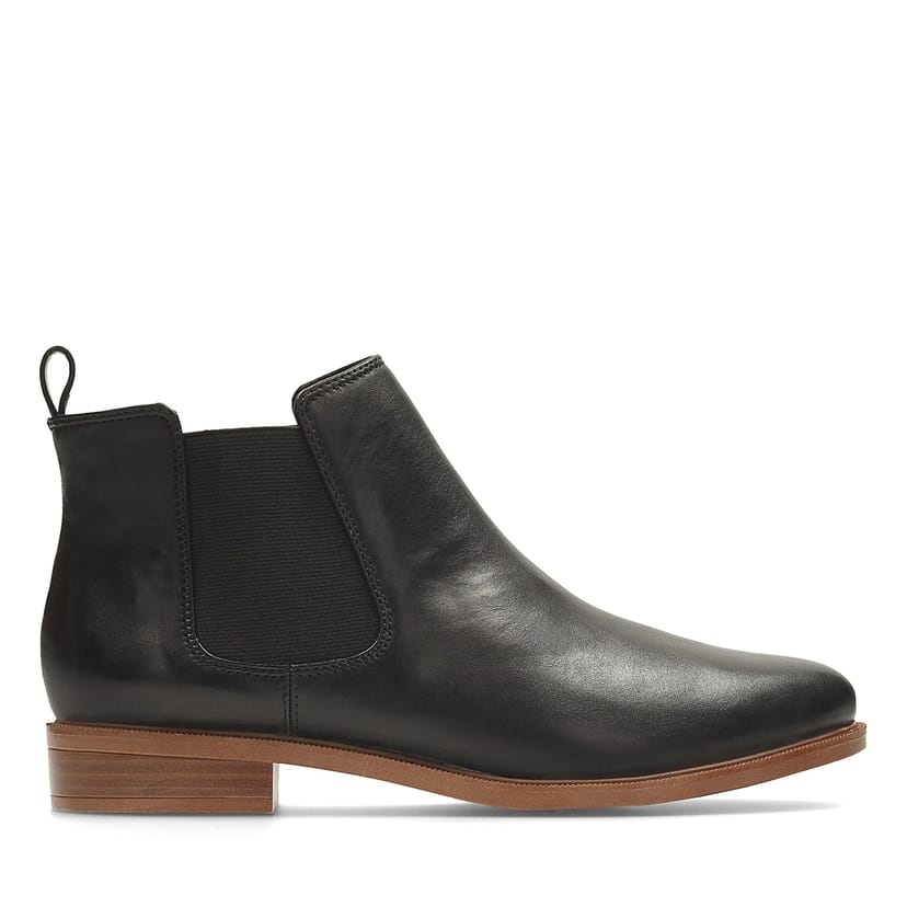 Clarks Clarks Women's Taylor Shine Black Leather Chelsea Boots - 1