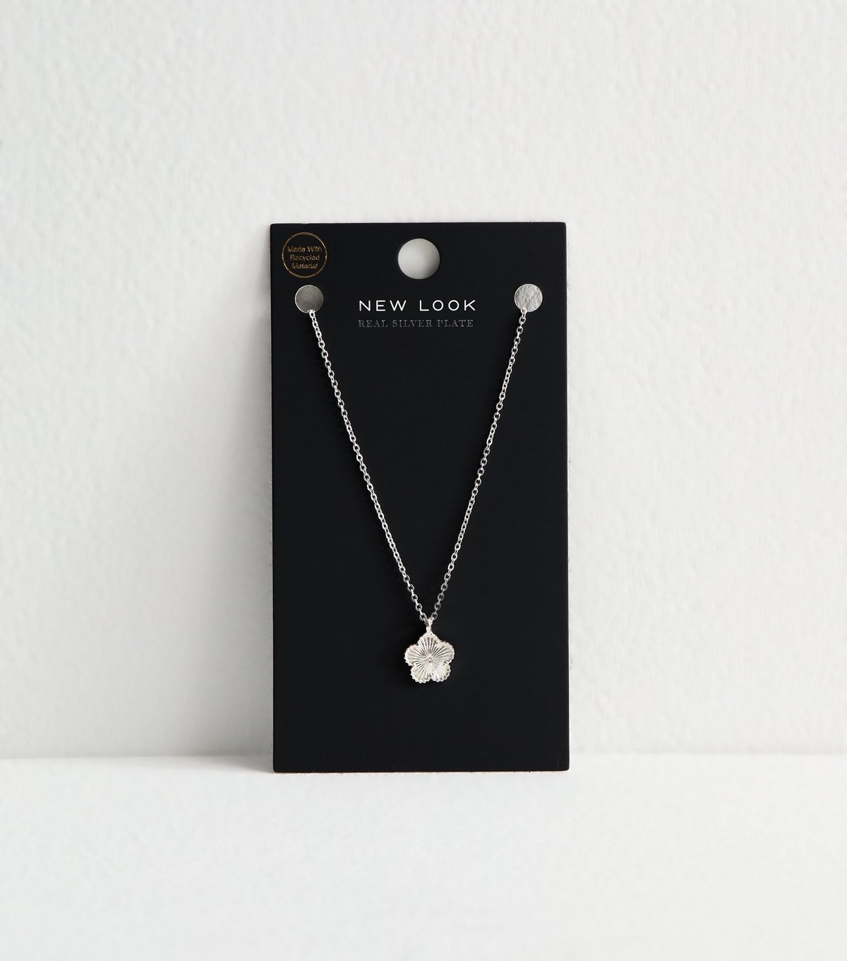 New Look Silver Plated Flower Necklace New Look - 3