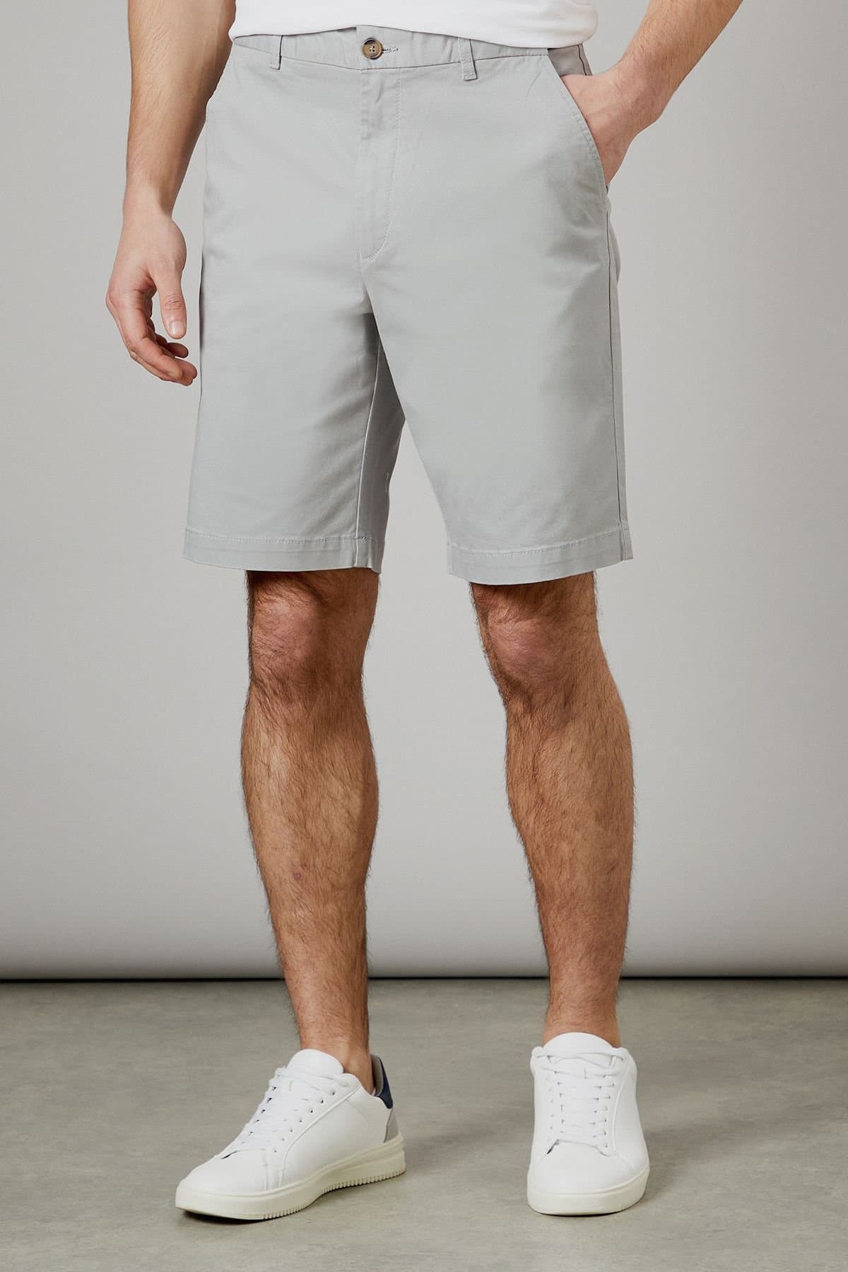 Maine Maine Men's Premium Chino Shorts in Pale Grey