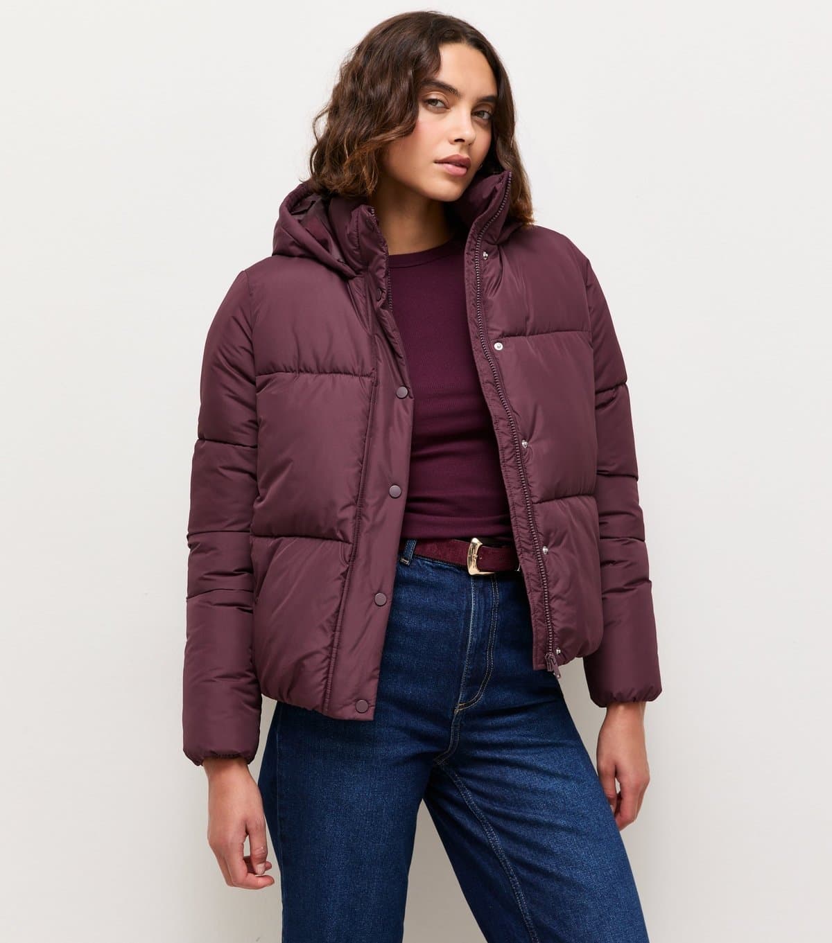 New Look Women's Tall Dark Burgundy Cropped Hooded Puffer Jacket New Look