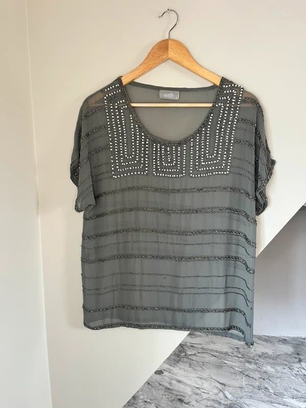 Wallis Wallis Grey White Pearl Beaded Mesh Evening Top Size Small Excellent Condition