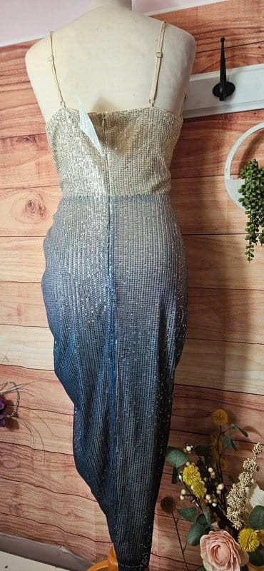 Quiz Quiz Ombre Sequin Ruched Midi Occasion Dress – UK 10 – - 1