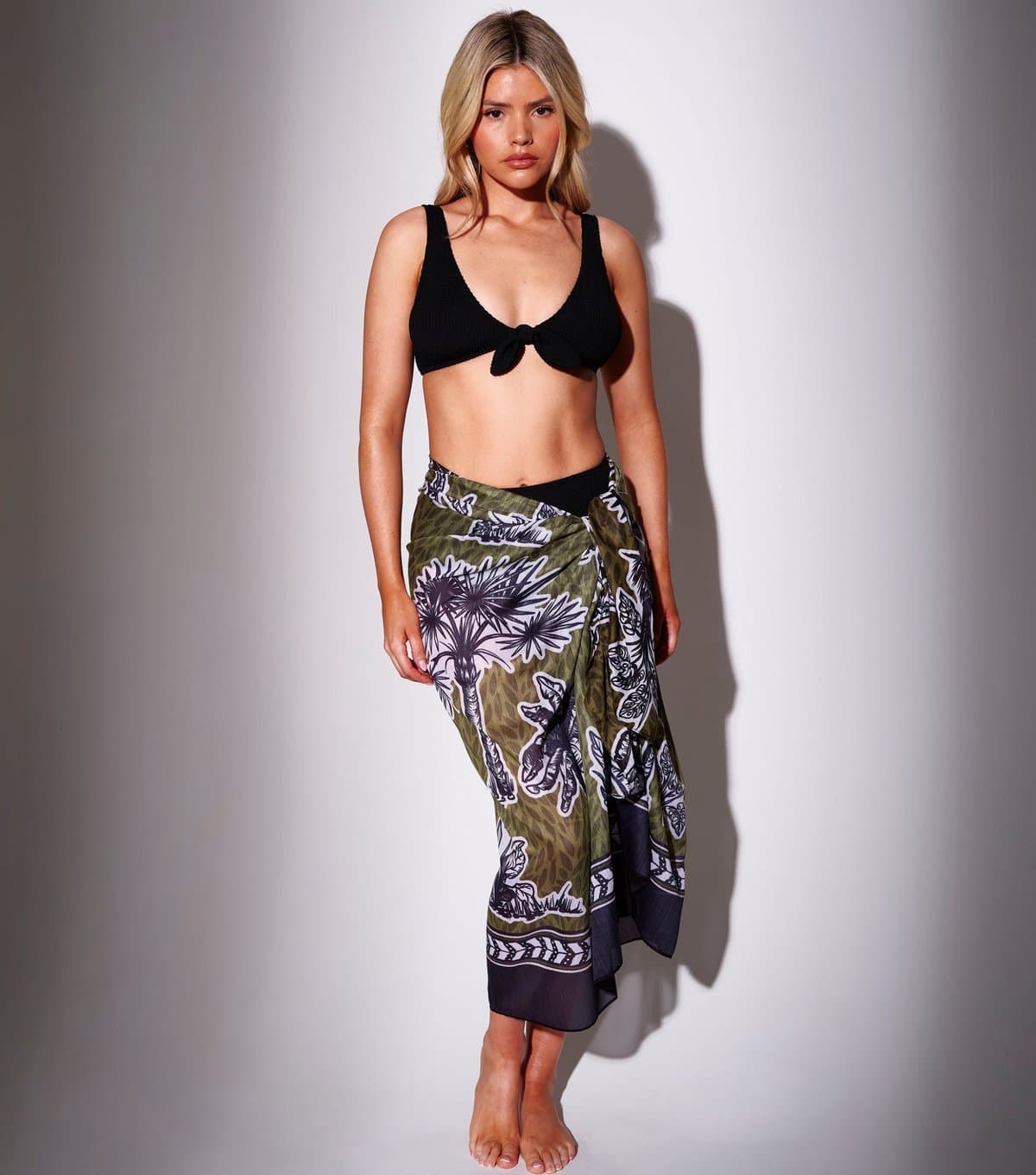 South Beach Women's Green Palm Tree Print Sarong South Beach New Look