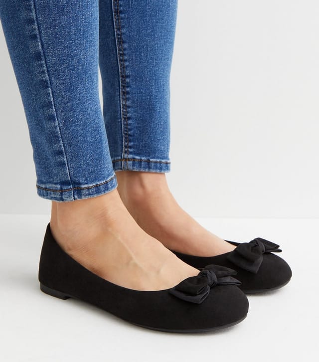 New Look Women's Wide Fit Black Suedette Bow Ballerina Pumps Vegan New Look - 2