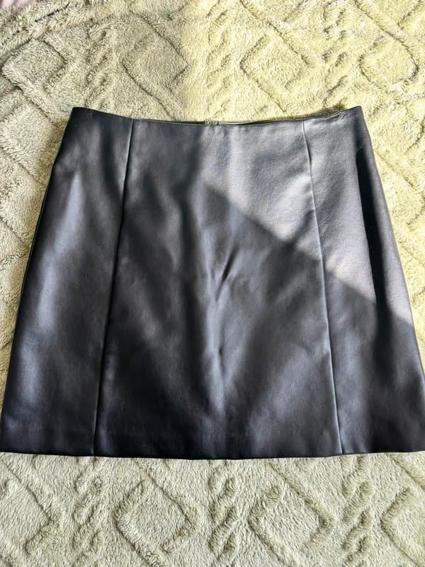 New Look Black leather skirt