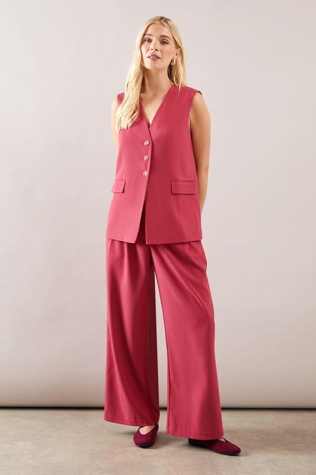 Wallis Wallis Women's Petite Three Button Pocket Detail Waistcoat in Coral - 2