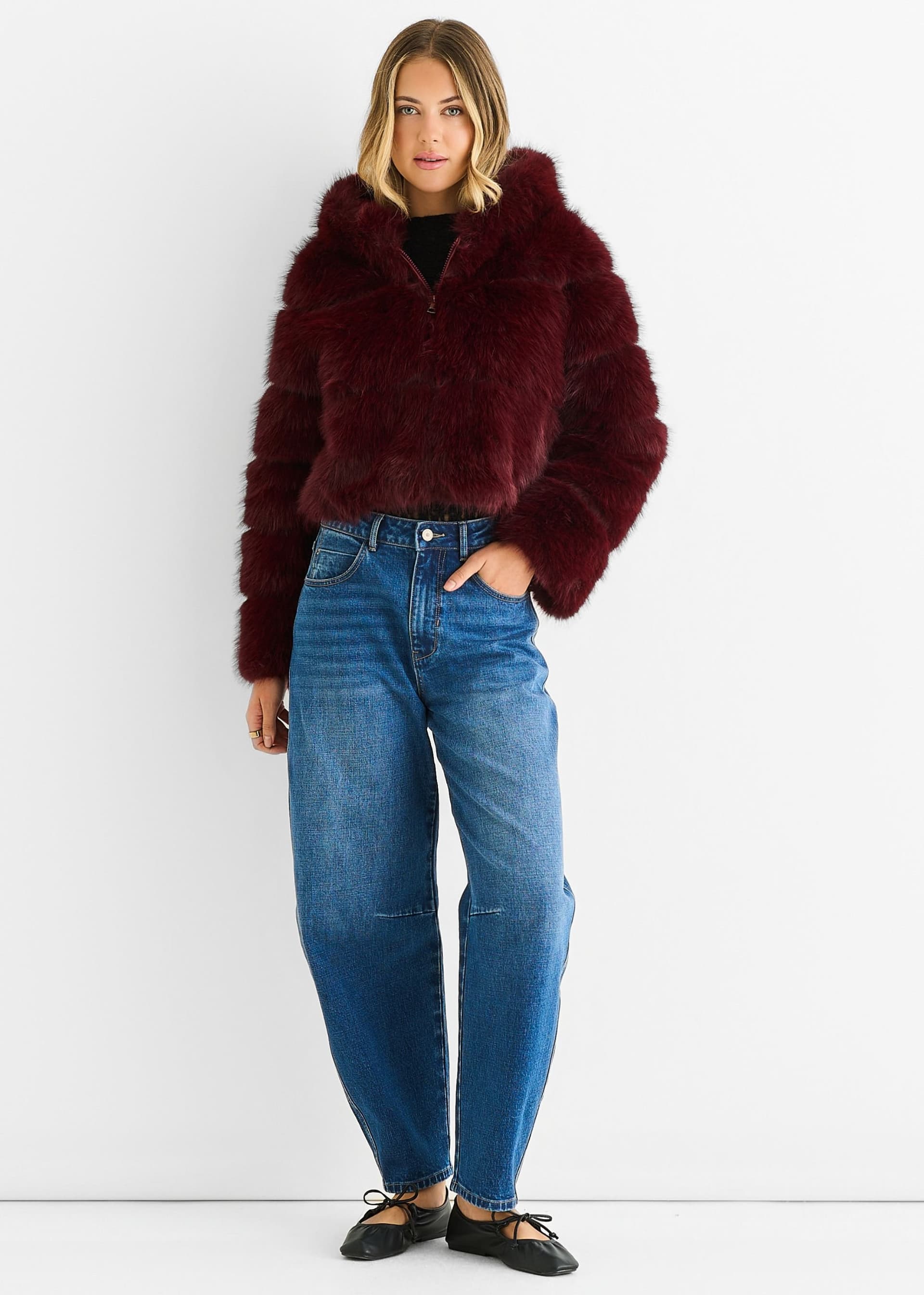 Gini London Gini London Women's Burgundy Panel Faux Fur Zip Front Jacket