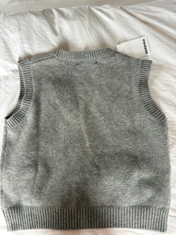 Bershka Bershka grey knit vest/waistcoat