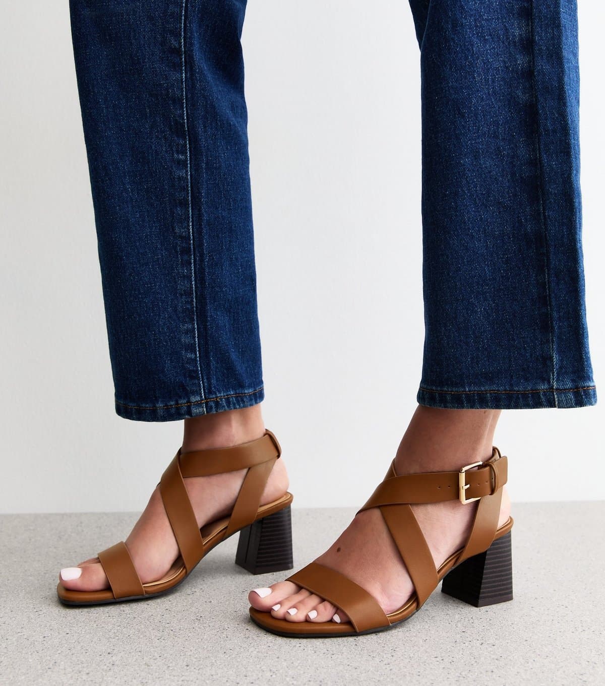 New Look Women's Wide Fit Tan Faux Leather Crossover Strap Heeled Sandals Vegan New Look