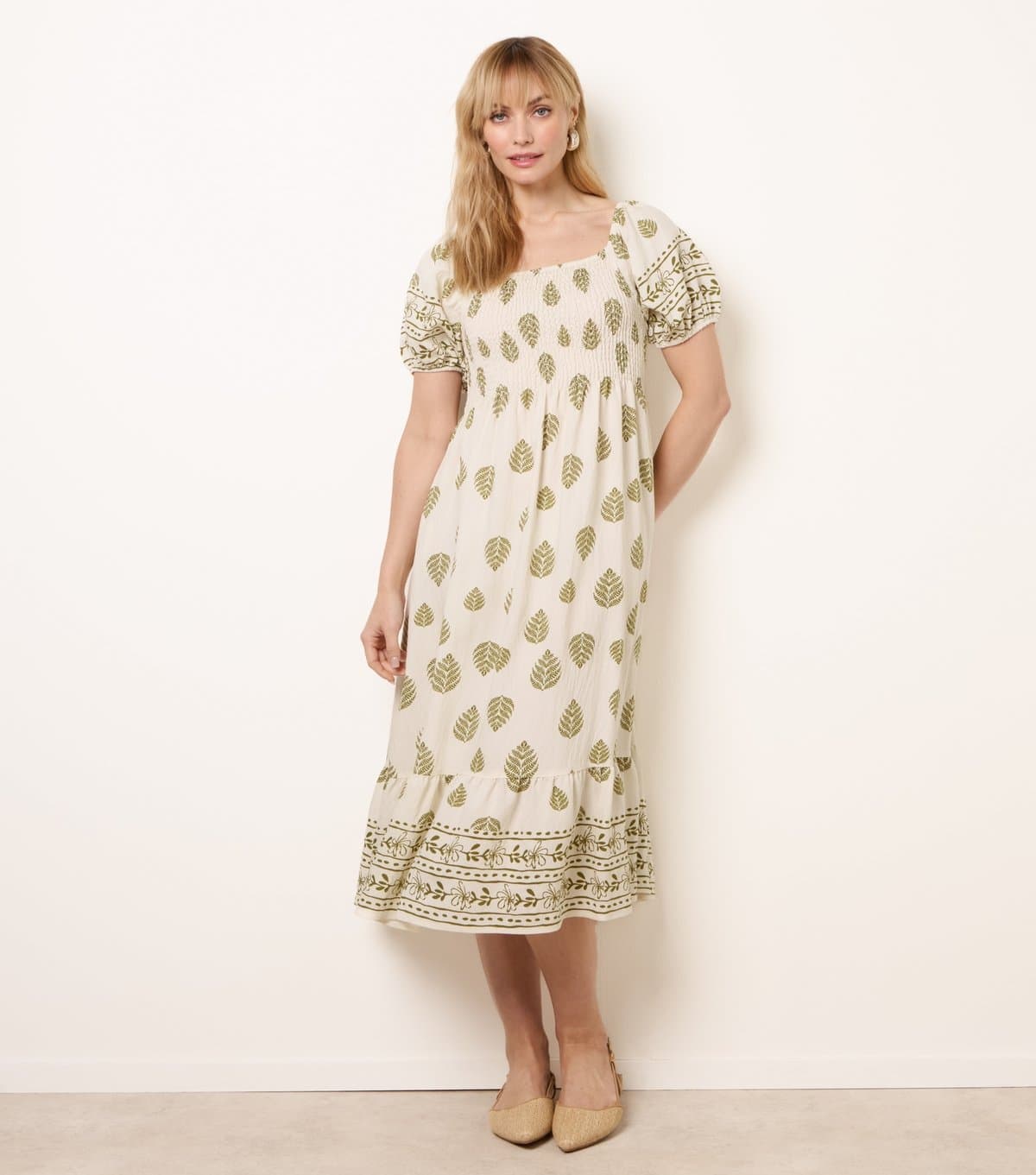 Blue Vanilla Women's Green Patterned Square Neck Midi Dress Blue Vanilla New Look