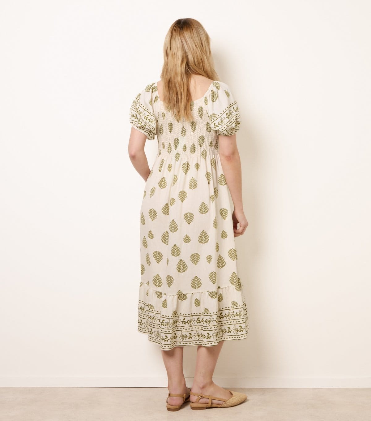 Blue Vanilla Women's Green Patterned Square Neck Midi Dress Blue Vanilla New Look - 4