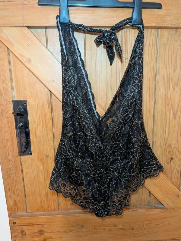 ASOS Slinky black and gold ASOS halter neck lace body size large / 14