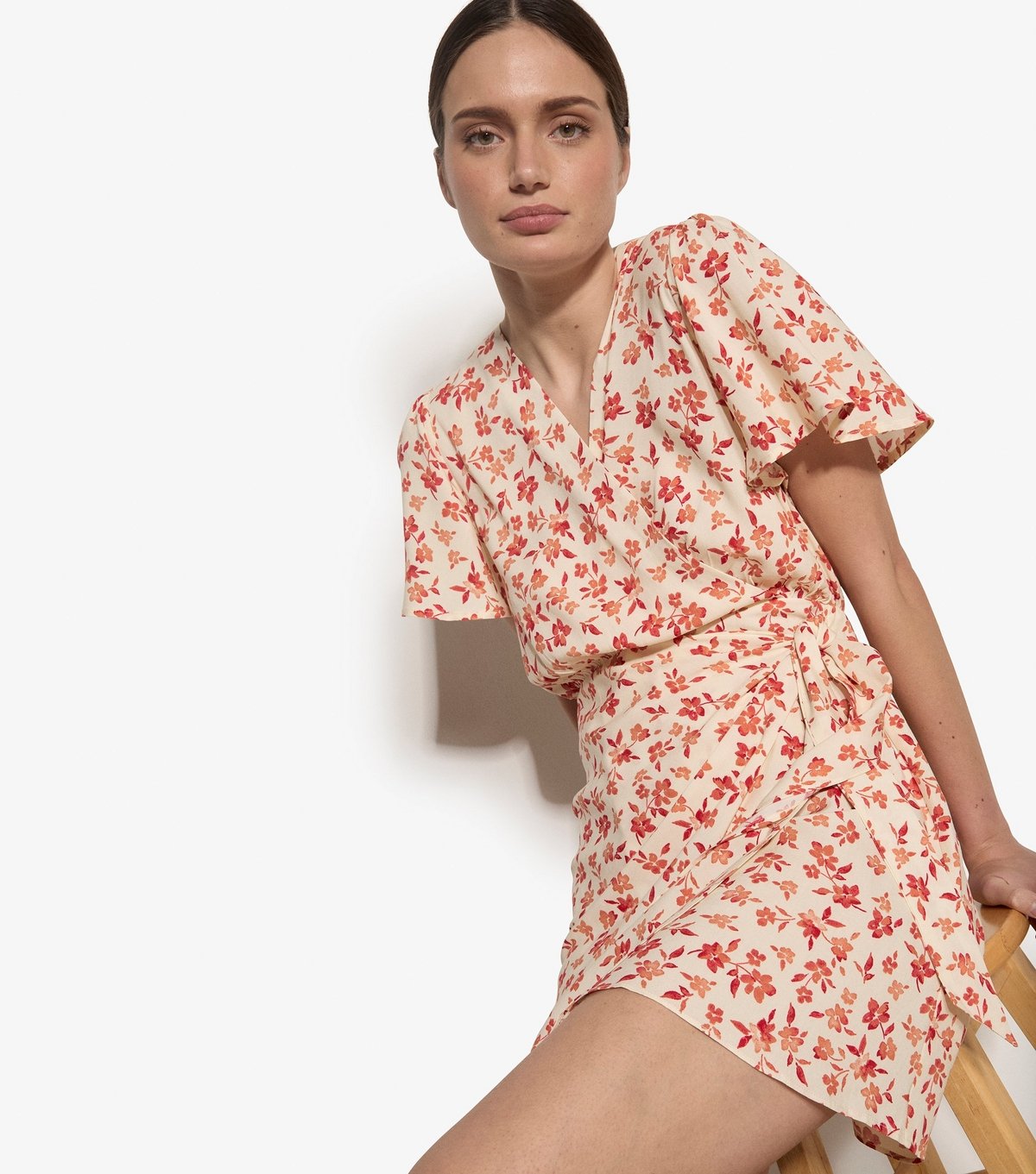 Apricot Women's Cream Floral Wrap Mini Dress Apricot New Look - 2