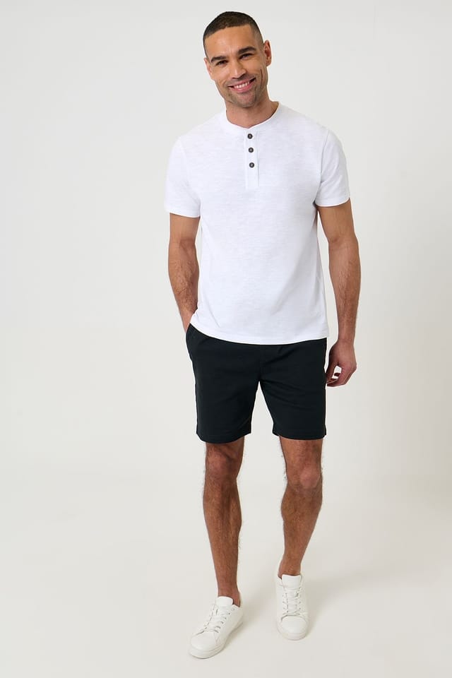 Threadbare Threadbare Men's Shorter Length Stretch Chino Shorts in Black - 3