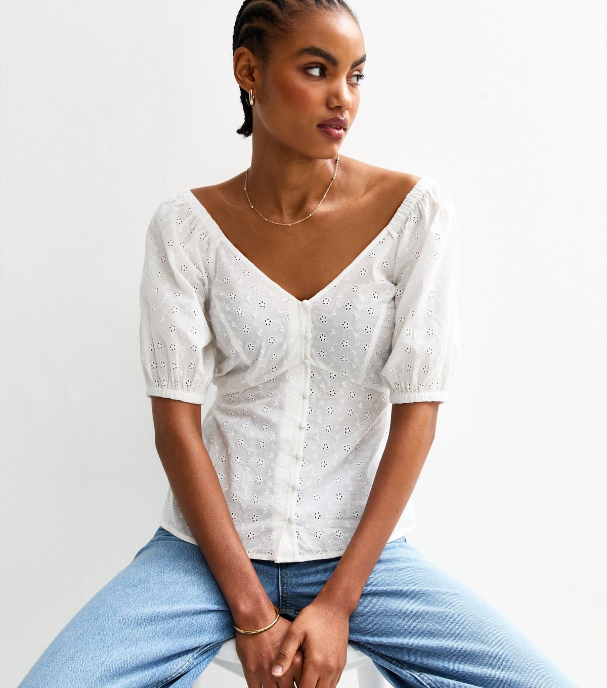 New Look Women's Tall White Cotton Broderie Anglaise Blouse New Look - 2