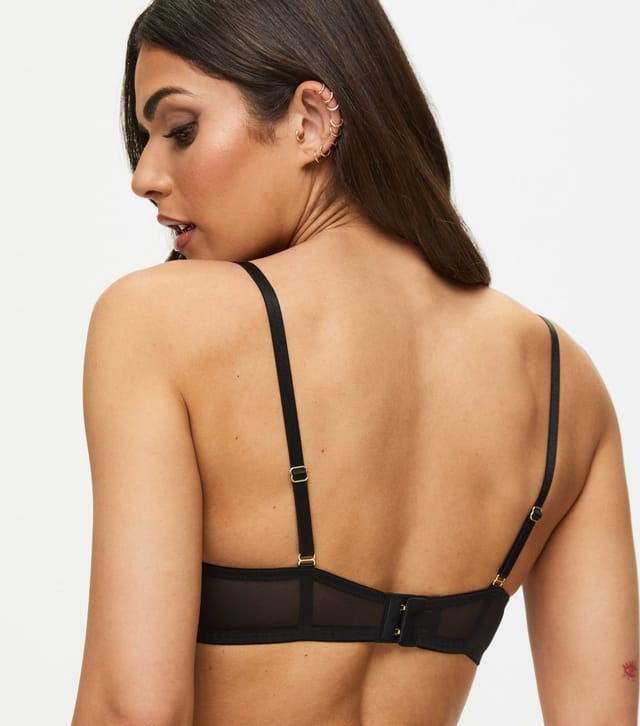 Ann Summers Women's Black and Red Attraction Non Padded Plunge Bra Ann Summers New Look - 3